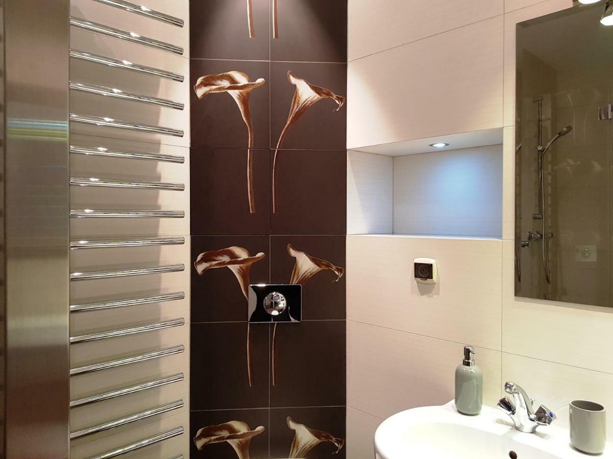 Apartament "Cleopatra 5" Przy Rynku Z Parkingiem, Faktury Vat Leilighet Kielce Eksteriør bilde