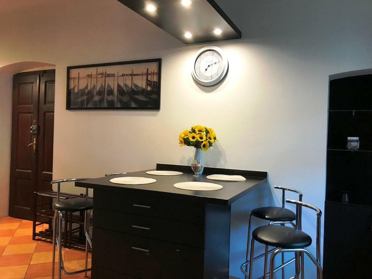 Apartament "Cleopatra 5" Przy Rynku Z Parkingiem, Faktury Vat Leilighet Kielce Eksteriør bilde